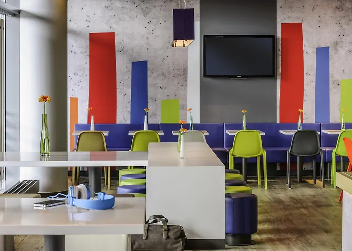 Hotel Ibis Budget Ost 2*