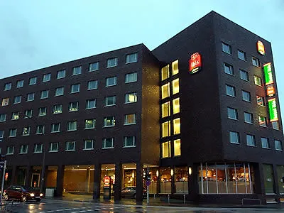Ibis Budget Ost 2*